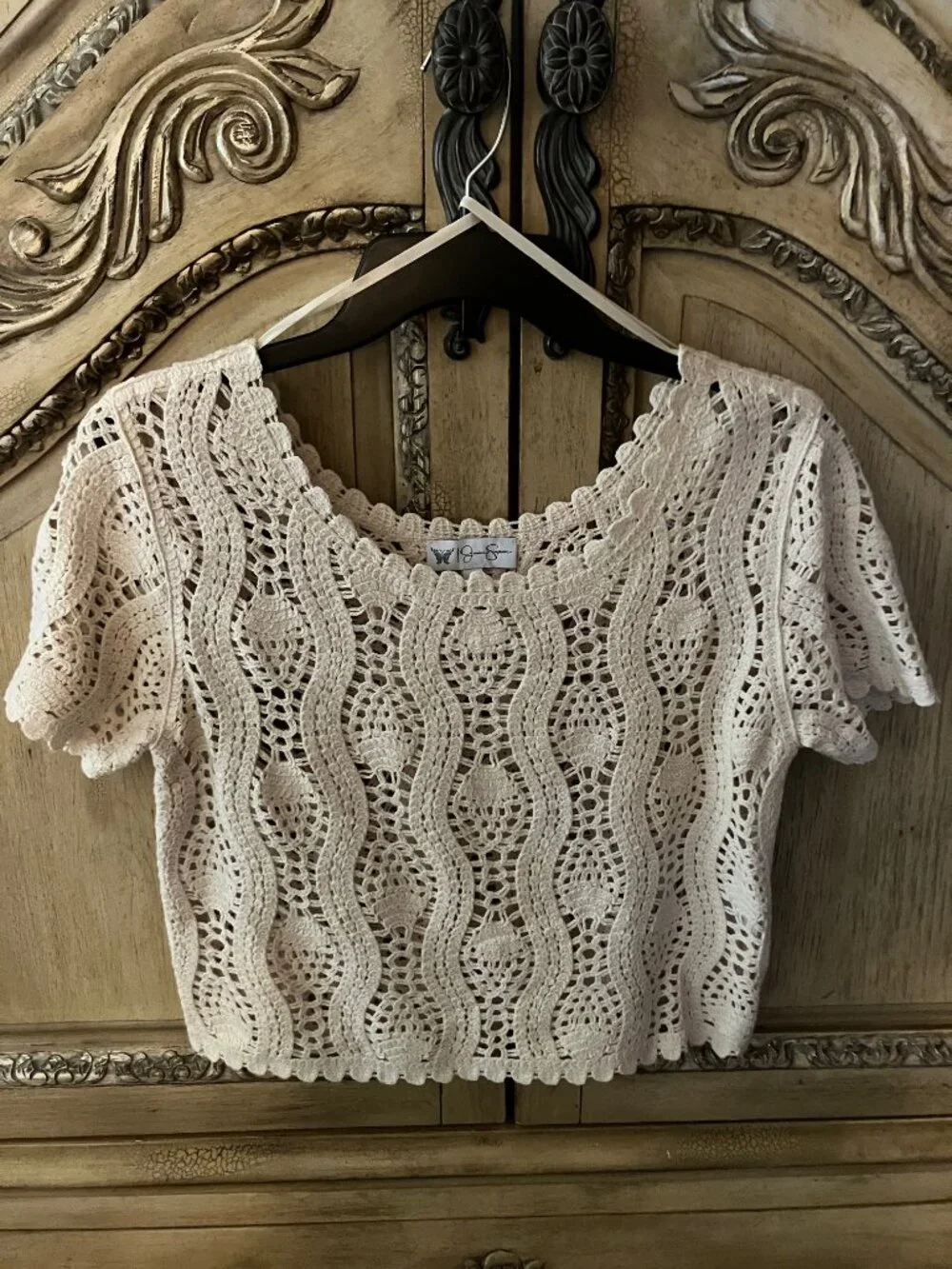 JESSICA SIMPSON - Beige crochet cropped sweater - Medium - Picture 1 of 6